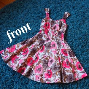 Maggy London | Fit & Flare | Spring Dress | 6 🌸